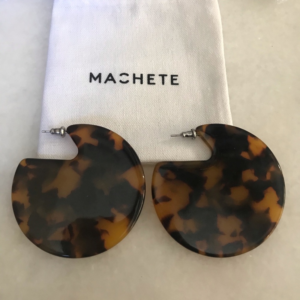 Machete Clare earrings in classic tortoise